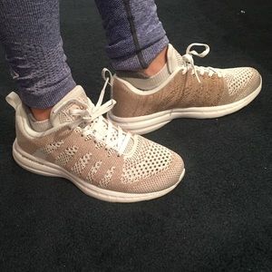 Athletic Propulsion Lab (APL) Techloom Pro Women's